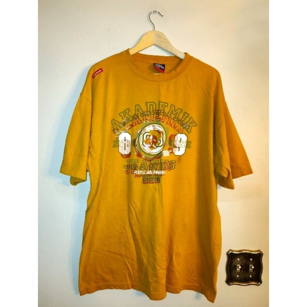Vintage 2000's Men's Akademiks 09 Mustard Yellow Cotton T Shirt Size L